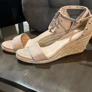 Catherine Malandrino Beige Wedges size 10